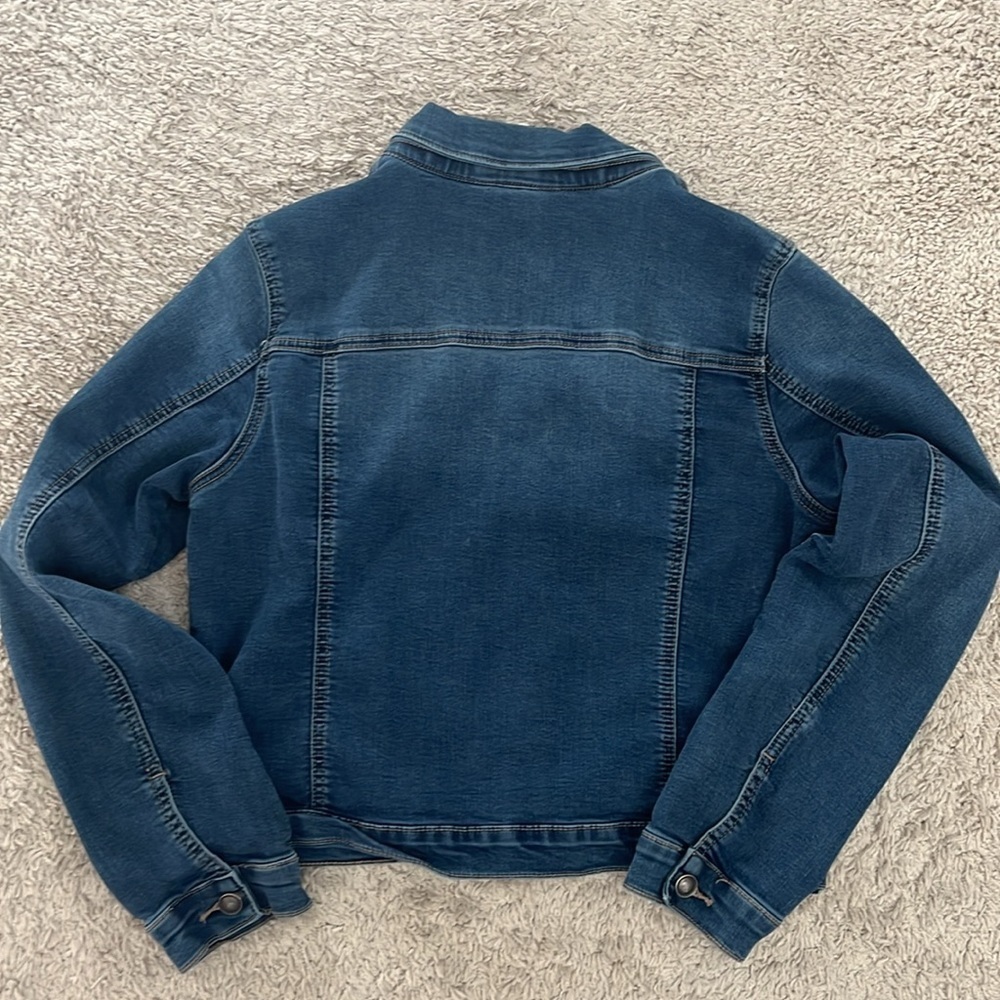 Falls Creek Jean jacket SZ M great condition. Cotton poly spandex blend. - Picture 5 of 9